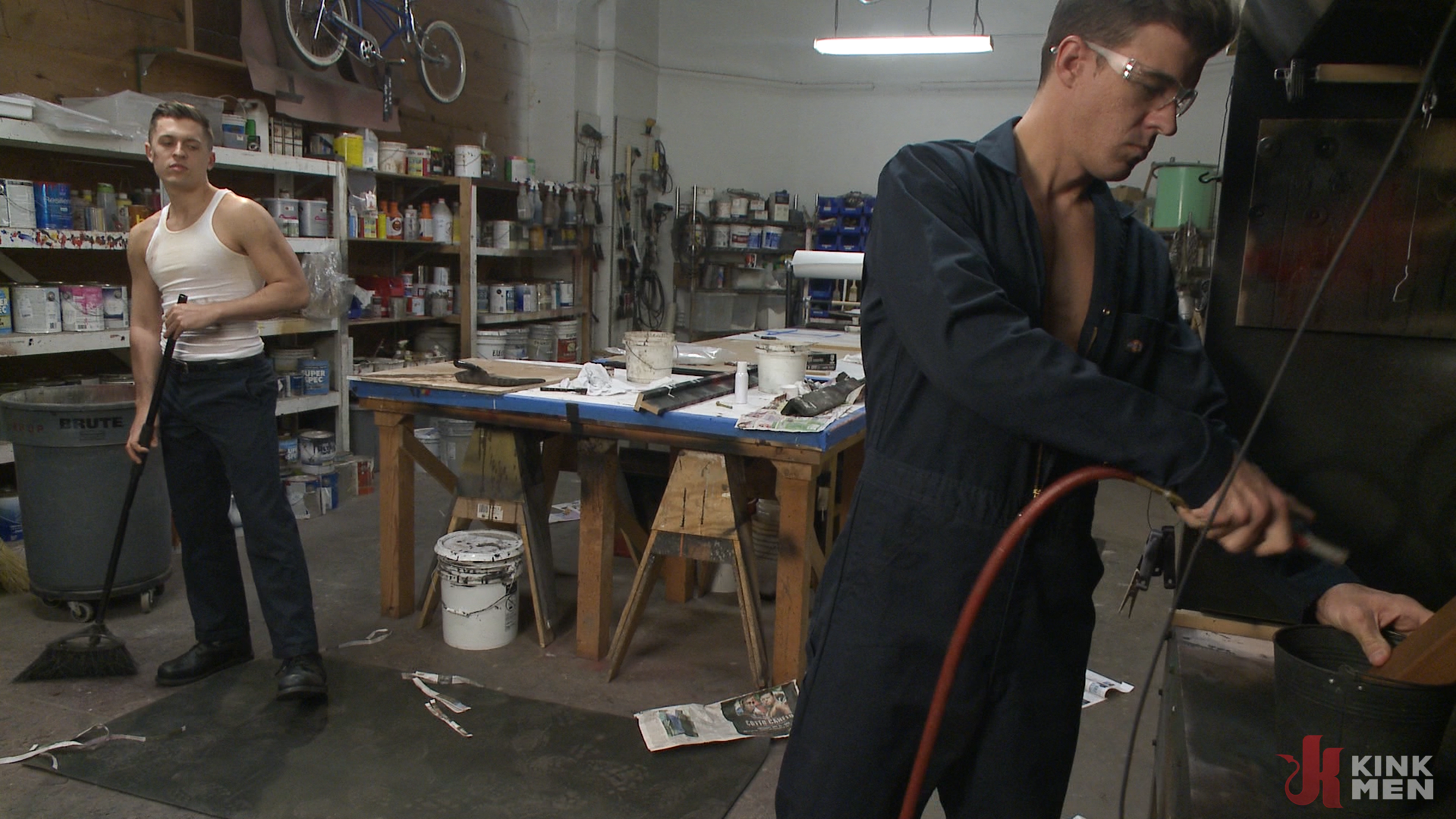 Photo number 1 from Tyler Rush & JJ Knight: Fucking on the Job shot for KinkMen Classics on Kink.com. Featuring Tyler Rush and JJ Knight in hardcore BDSM & Fetish porn.