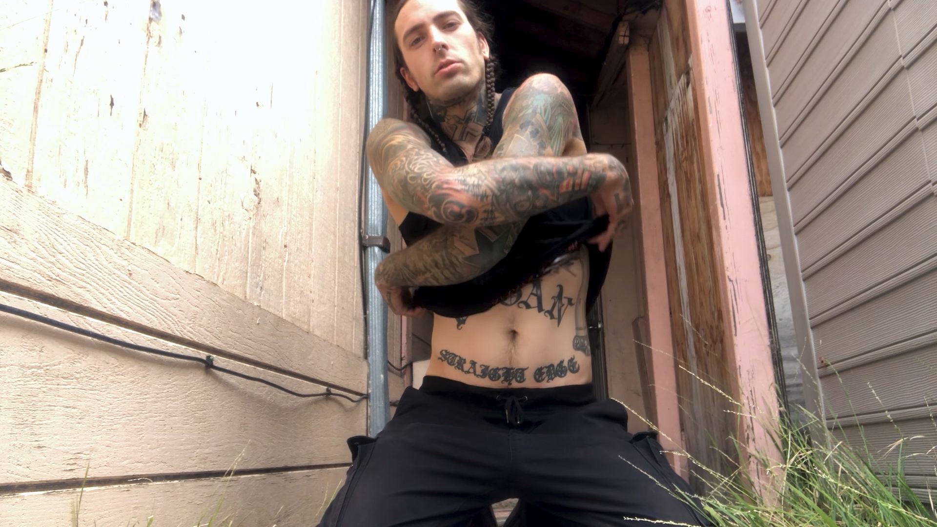 Photo number 2 from Causing A Ruckus! shot for Kinky Bites Men on Kink.com. Featuring Ruckus in hardcore BDSM & Fetish porn.