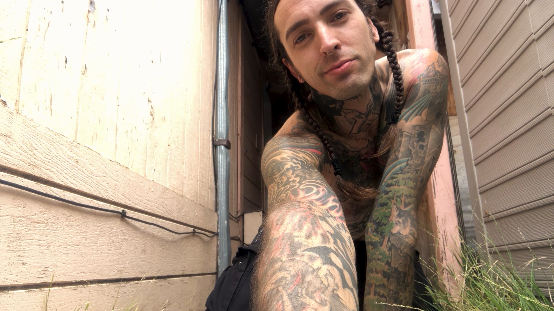 Photo number 4 from Causing A Ruckus! shot for Kinky Bites Men on Kink.com. Featuring Ruckus in hardcore BDSM & Fetish porn.