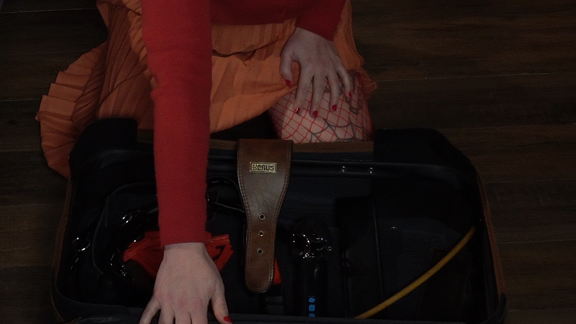 Photo number 5 from The House Sitter: Busty Pin-Up Babe Veronica Rose Gets Off shot for Kinky Bites on Kink.com. Featuring Veronica Rose in hardcore BDSM & Fetish porn.