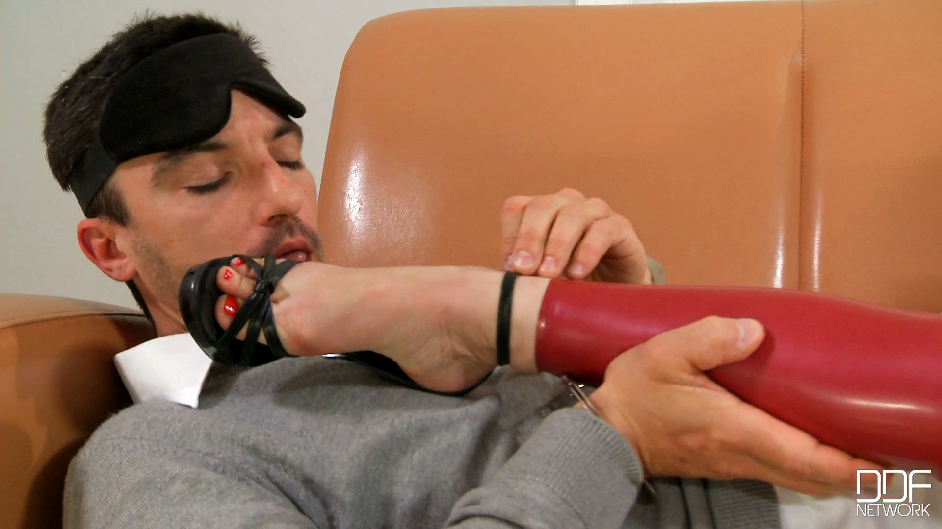 Photo number 13 from The Toes of Midori Tanaka shot for Hot Legs & Feet on Kink.com. Featuring Midori Tanaka and Frank Voit in hardcore BDSM & Fetish porn.