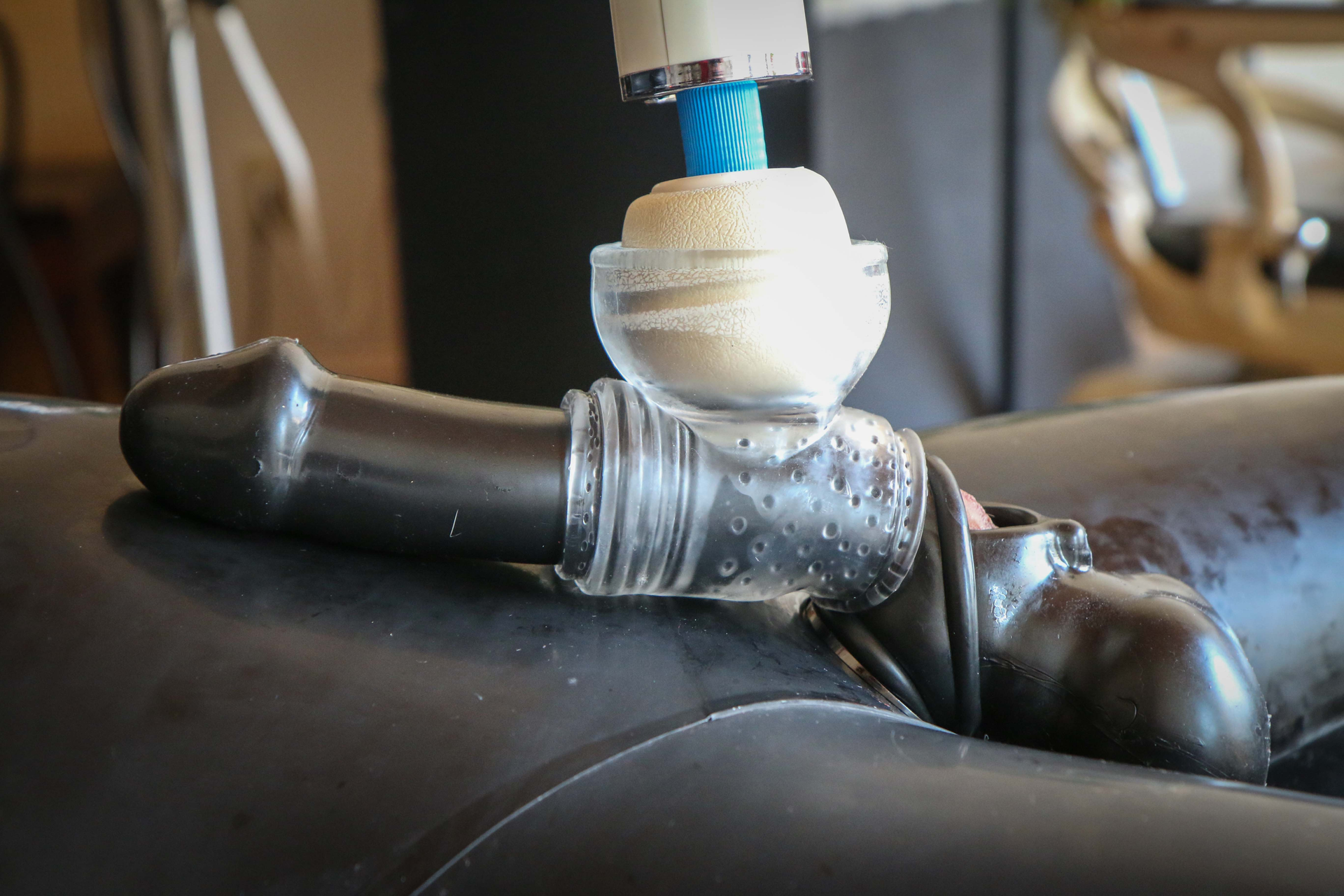 Photo number 14 from The Power of the Box shot for Bondage Liberation on Kink.com. Featuring ltx4jay and Elise Graves in hardcore BDSM & Fetish porn.