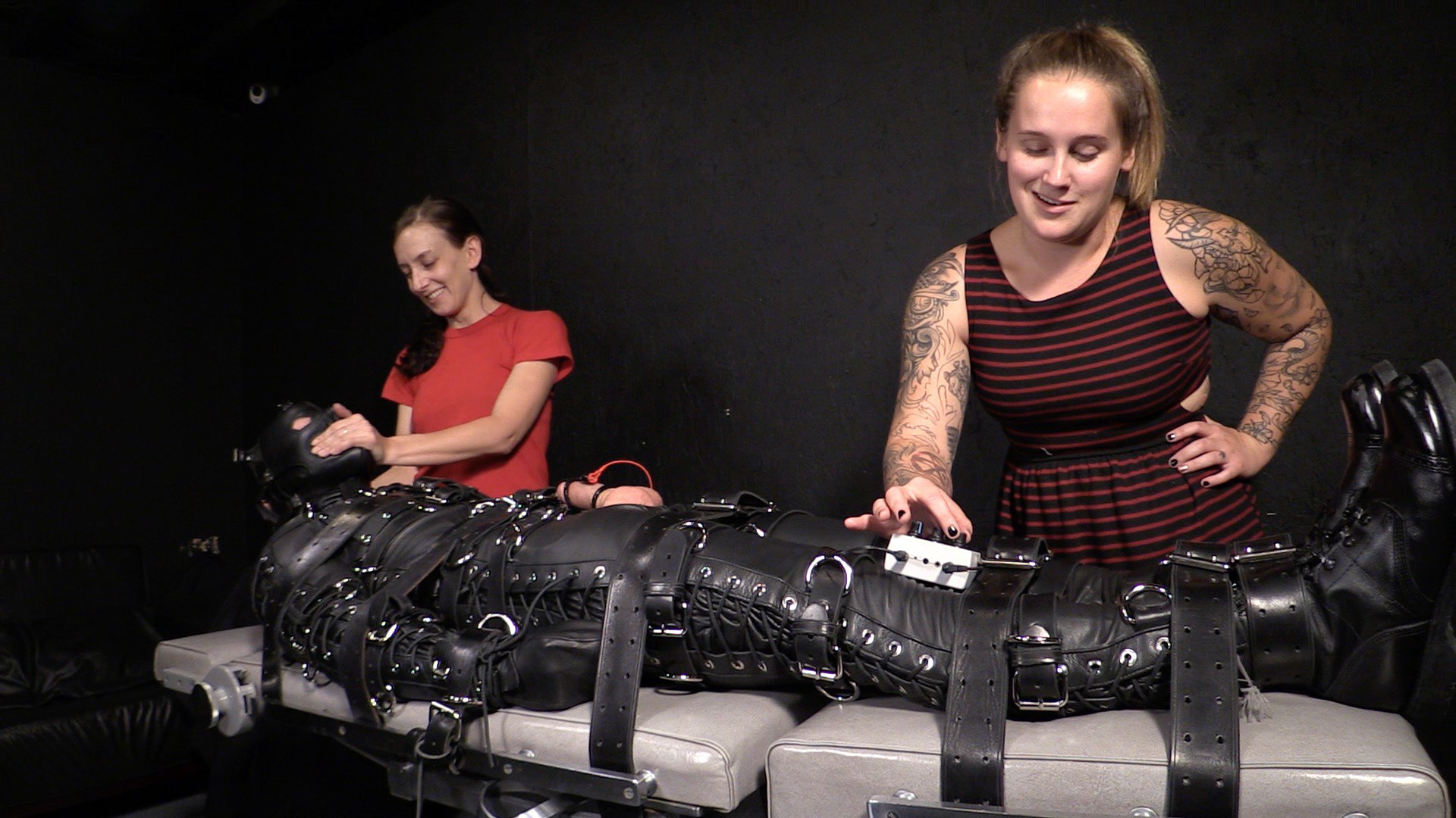 Photo number 1 from Electrically Fucked and Sucked shot for Bondage Liberation on Kink.com. Featuring Elise Graves, Sasha and Heavybondage4life in hardcore BDSM & Fetish porn.