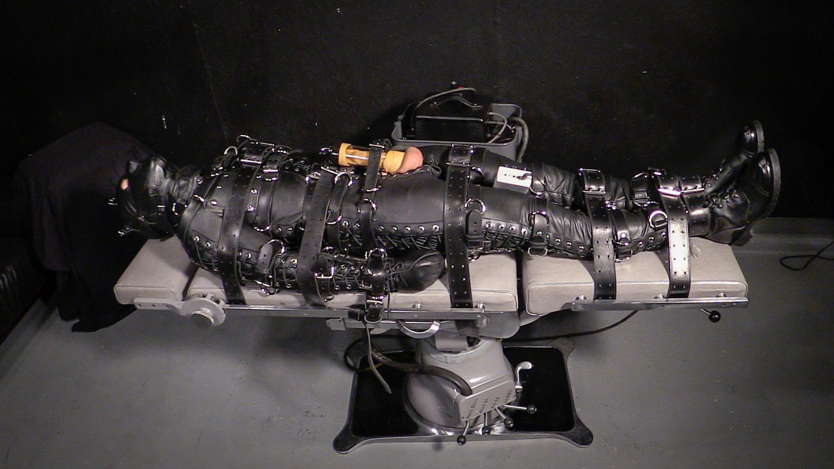 Photo number 1 from Electrically Fucked and Sucked shot for Bondage Liberation on Kink.com. Featuring Elise Graves, Sasha and Heavybondage4life in hardcore BDSM & Fetish porn.