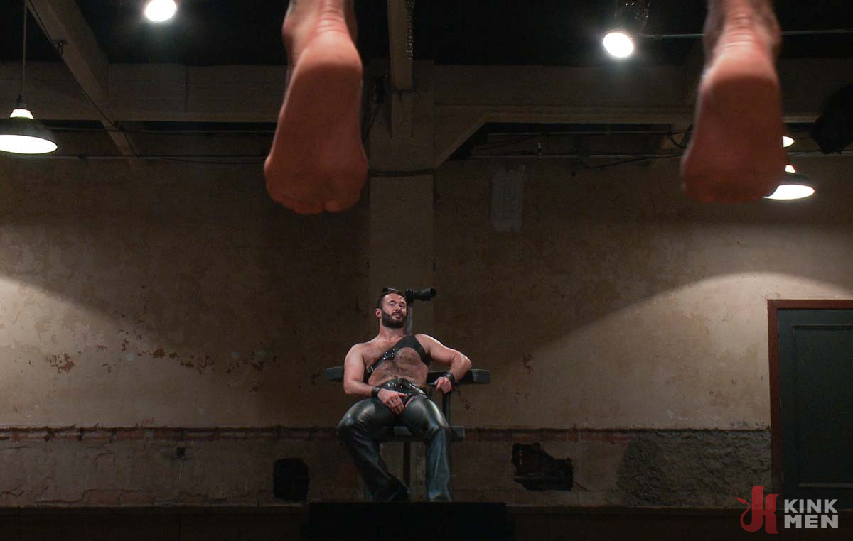 Photo number 8 from Wilfried Knight - Leo Forte's Dream Comes True shot for KinkMen Classics on Kink.com. Featuring Wilfried Knight and Leo Forte in hardcore BDSM & Fetish porn.