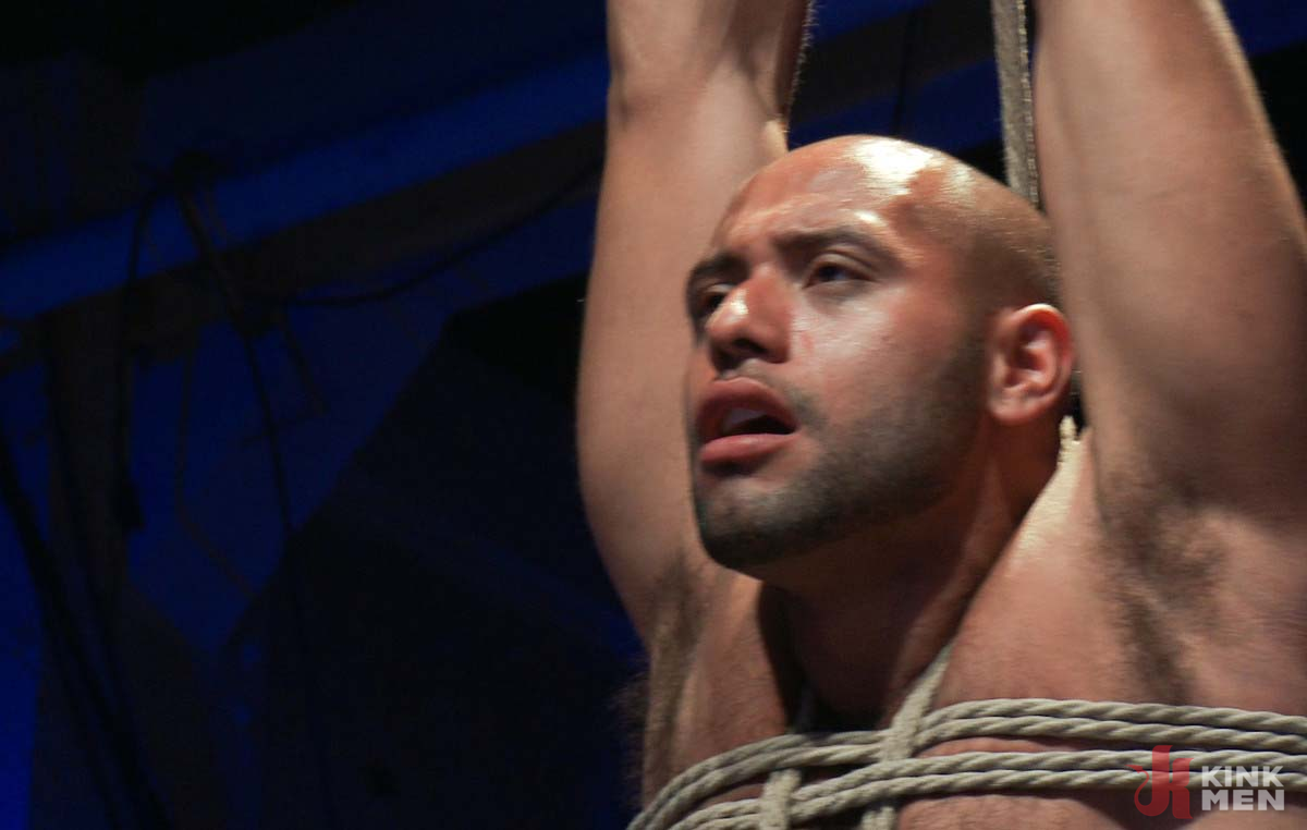 Photo number 94 from Wilfried Knight - Leo Forte's Dream Comes True shot for KinkMen Classics on Kink.com. Featuring Wilfried Knight and Leo Forte in hardcore BDSM & Fetish porn.