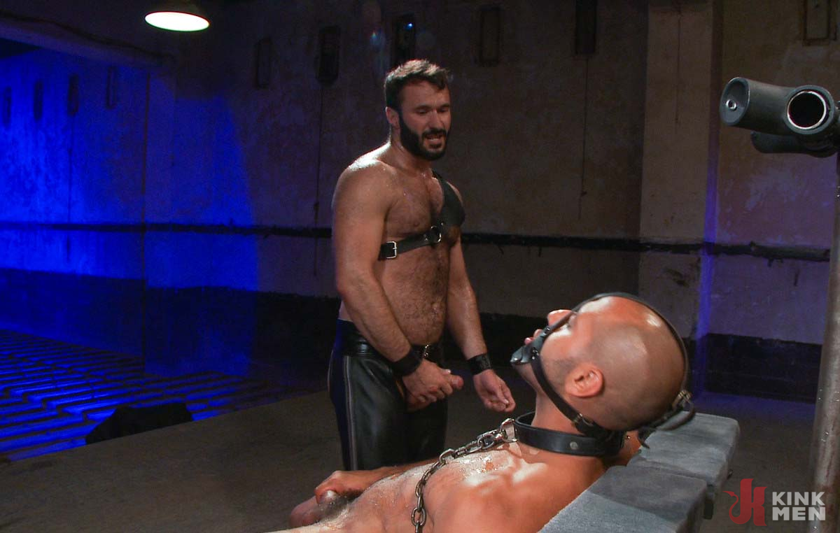 Photo number 158 from Wilfried Knight - Leo Forte's Dream Comes True shot for KinkMen Classics on Kink.com. Featuring Wilfried Knight and Leo Forte in hardcore BDSM & Fetish porn.
