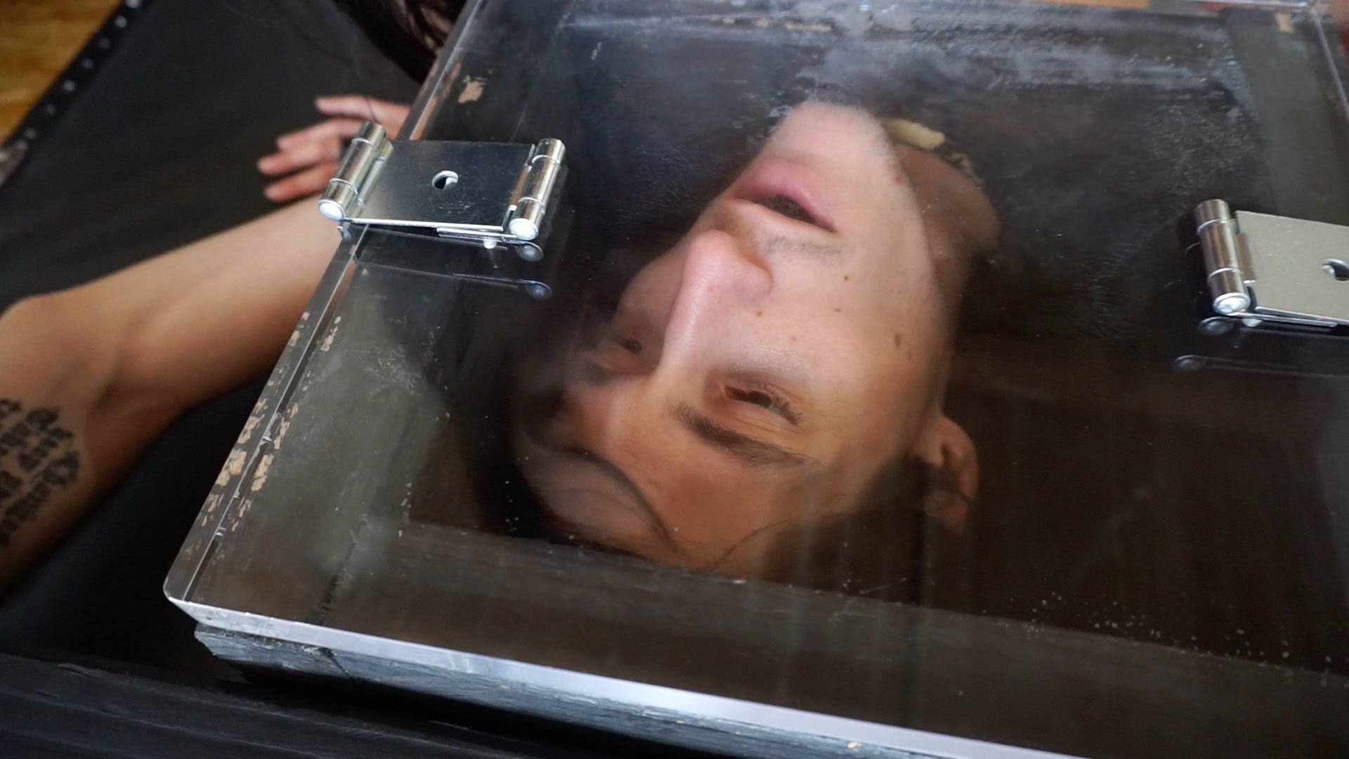 Photo number 1 from Trapped in a Tease Box shot for Bondage Liberation on Kink.com. Featuring Elise Graves and Tony Orlando in hardcore BDSM & Fetish porn.