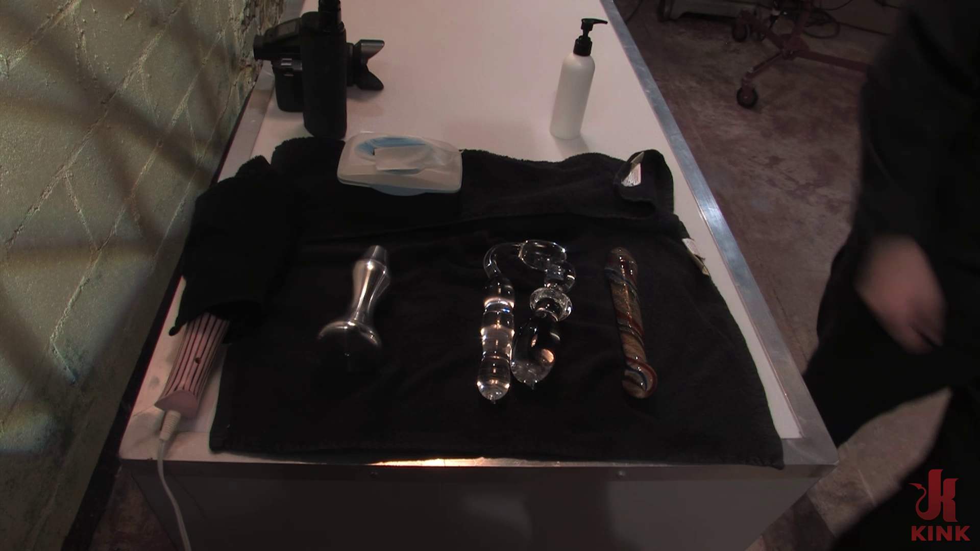 Photo number 19 from Behind the Scenes with Everything Butt shot for Behind Kink on Kink.com. Featuring Bobbi Starr and Ariel X in hardcore BDSM & Fetish porn.