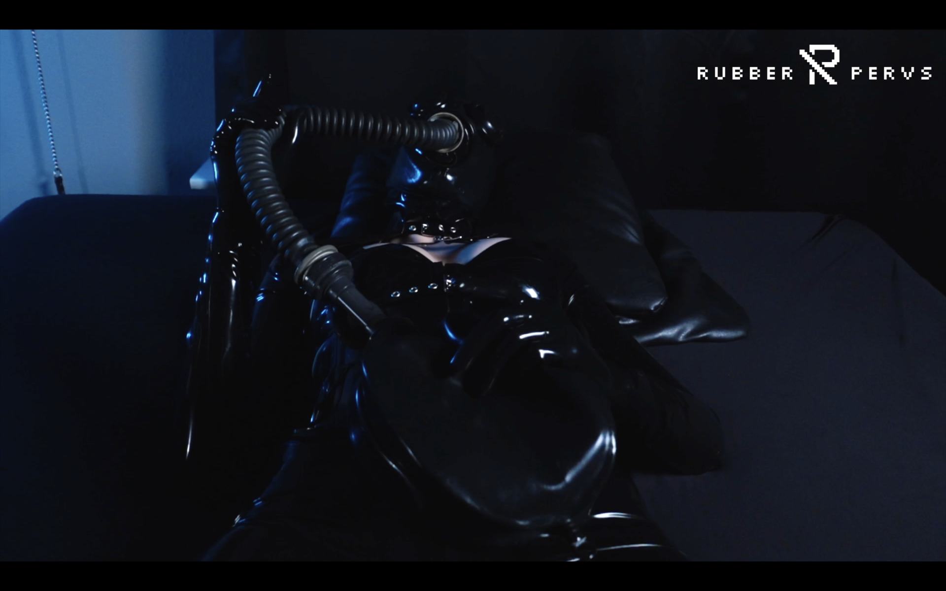 Photo number 2 from Cum before you run out of air shot for Rubber Pervs on Kink.com. Featuring Perv and Rubber in hardcore BDSM & Fetish porn.