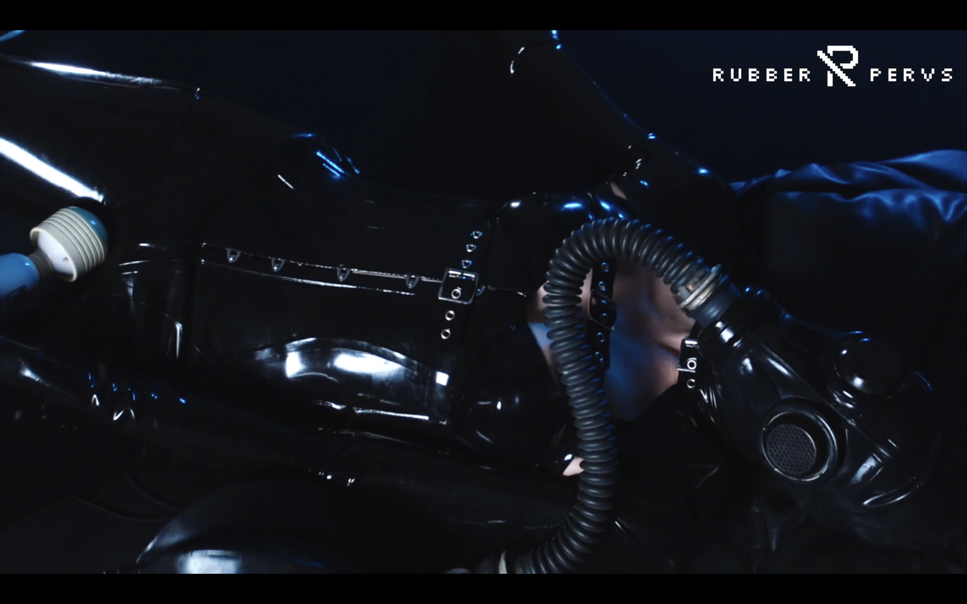 Photo number 7 from Cum before you run out of air shot for Rubber Pervs on Kink.com. Featuring Perv and Rubber in hardcore BDSM & Fetish porn.