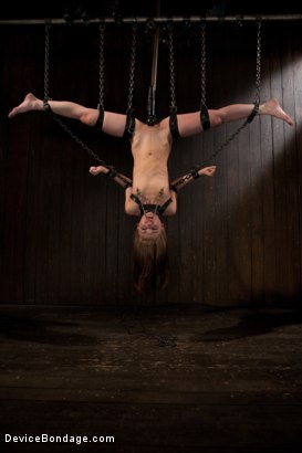 Sensi Pearl BDSM - Natural Boobs