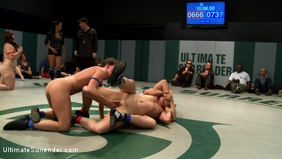 Photo number 4 from BATTLE OF THE CHAMPIONS! TAG TEAM ACTION: Last seasons top 4 battle in brutal Tag Team Action! shot for Ultimate Surrender on Kink.com. Featuring Isis Love, Ariel X, Dee Williams, Cheyenne Jewel and Bella Rossi in hardcore BDSM & Fetish porn.