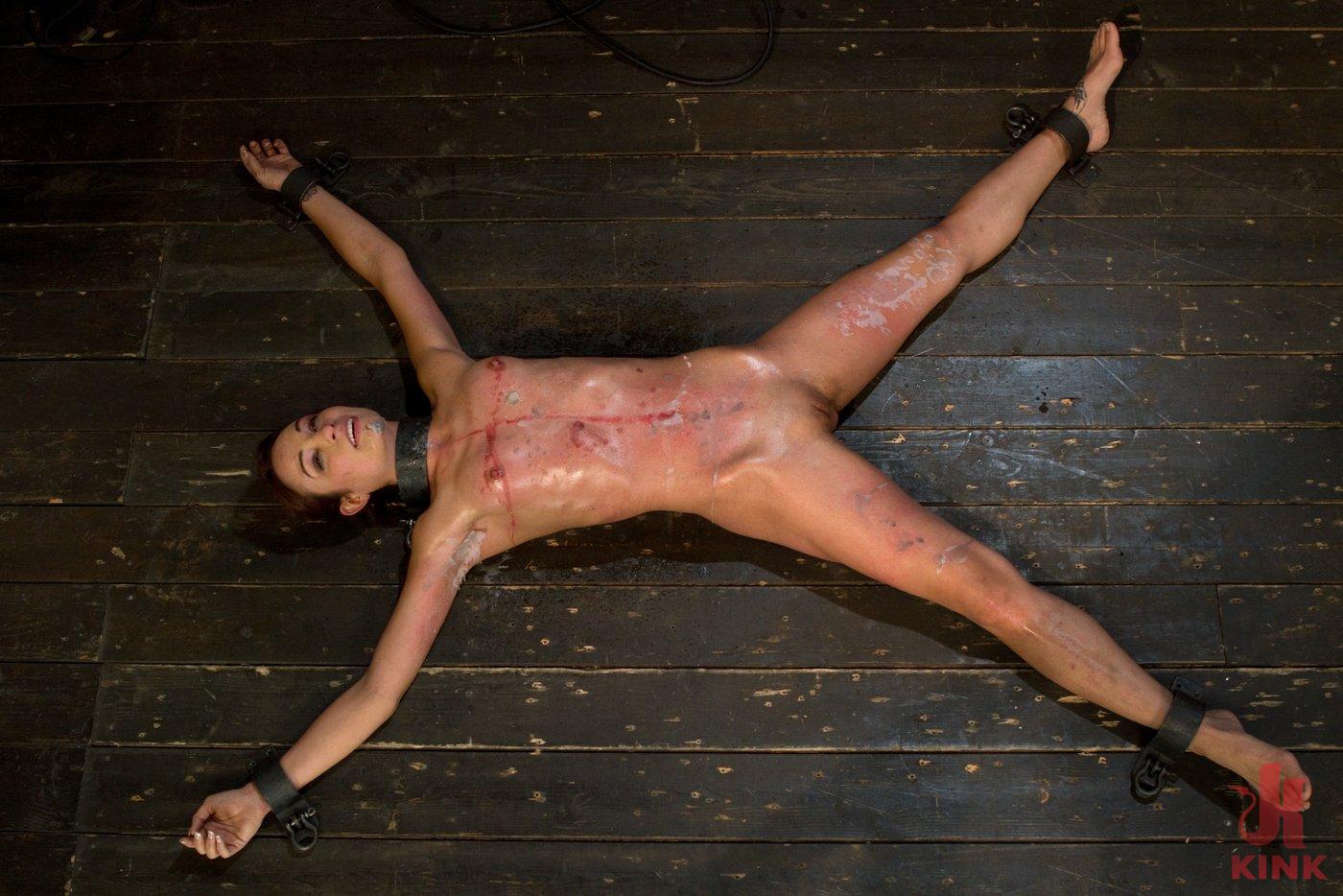 Photo number 5 from Amber At Last shot for Device Bondage on Kink.com. Featuring Amber Rayne in hardcore BDSM & Fetish porn.