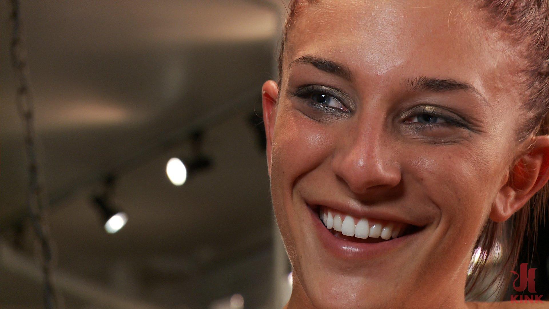 Photo number 14 from Perfect Body, Beautiful Face - First Time Public Sex and BDSM shot for Public Disgrace on Kink.com. Featuring Mark Davis, Mischa Brooks and Princess Donna Dolore in hardcore BDSM & Fetish porn.