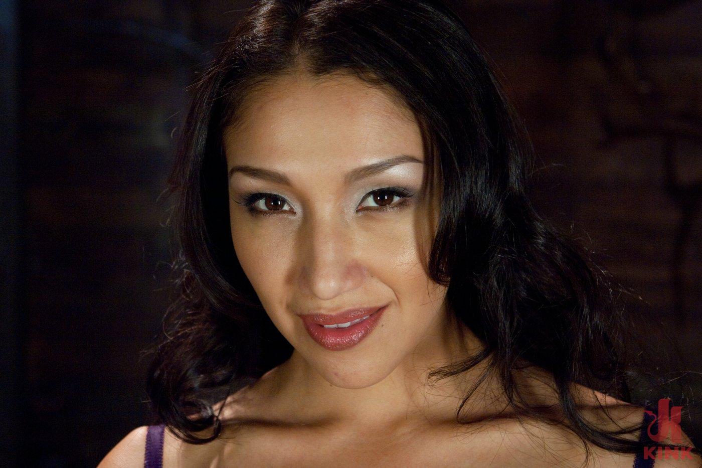 Photo number 14 from Vicki's Submission shot for Sex And Submission on Kink.com. Featuring James Deen and Vicki Chase in hardcore BDSM & Fetish porn.