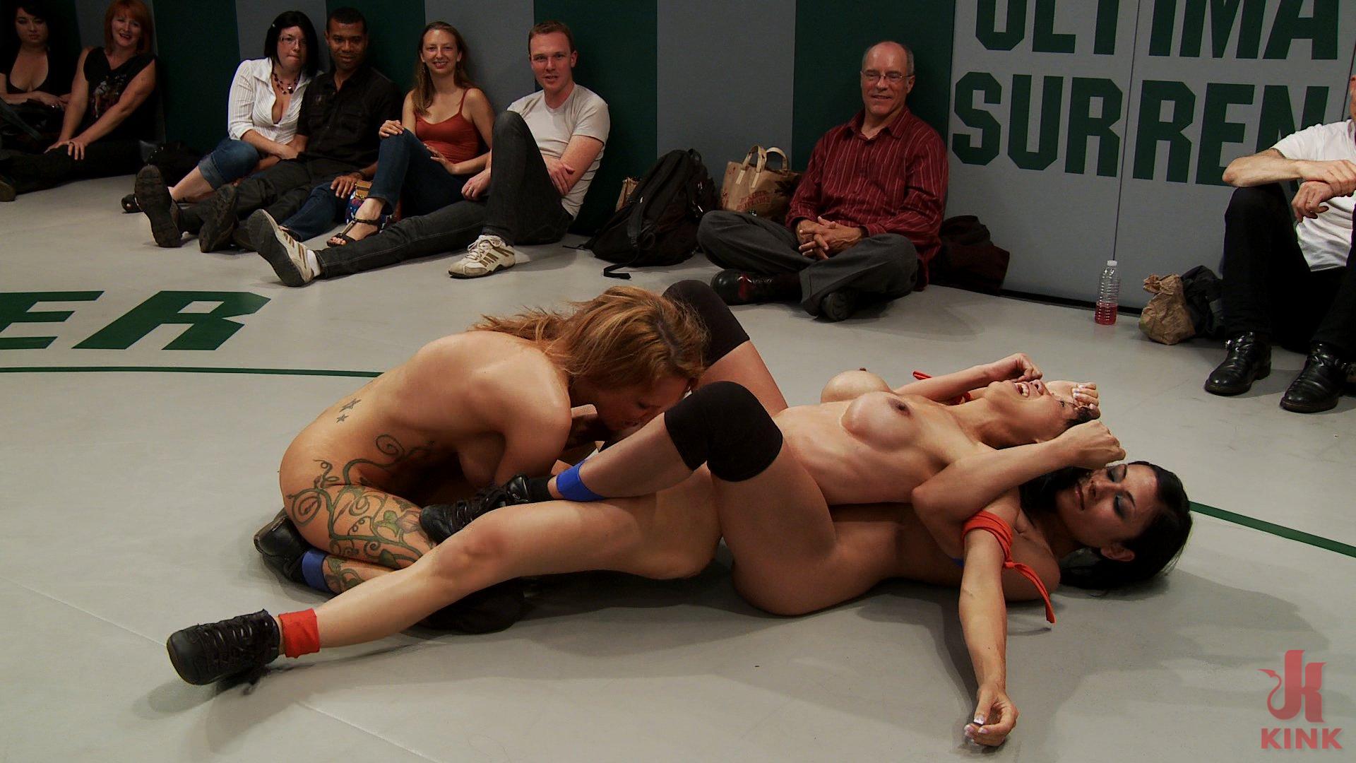 Photo number 13 from Epic Tag Team Battle shot for Ultimate Surrender on Kink.com. Featuring Kaylee Hilton, Tia Ling, Cheyenne Jewel, Rain DeGrey, Beretta James and Maestro in hardcore BDSM & Fetish porn.