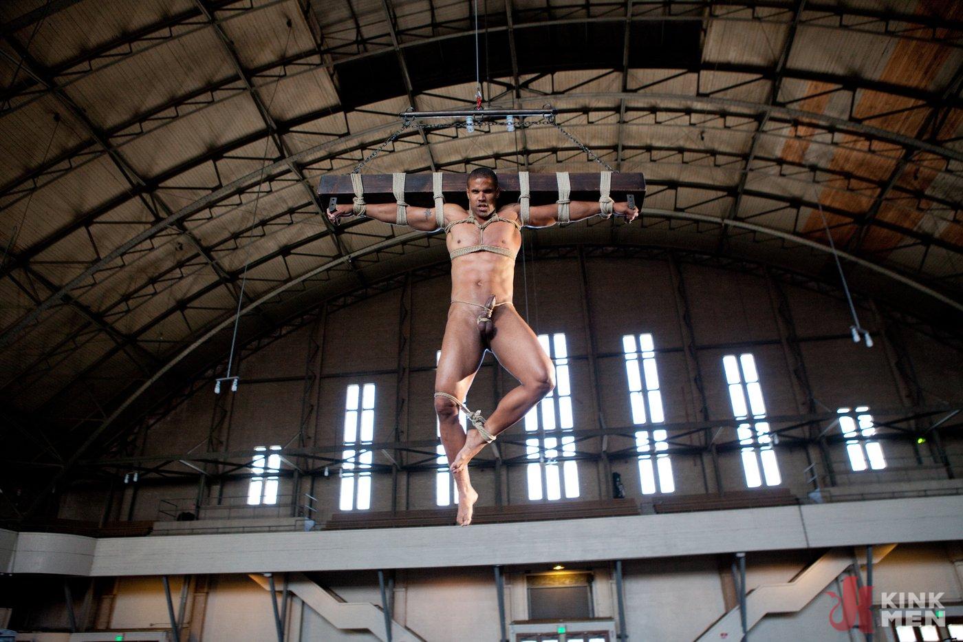 Photo number 9 from Robert Axel - Straight Muscle God shot for Men On Edge on Kink.com. Featuring Robert Axel in hardcore BDSM & Fetish porn.