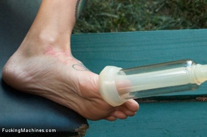 Photo number 6 from The Final Pussy Curse:Gia Takes a Sucking & Fucking With Mean Machines shot for Fucking Machines on Kink.com. Featuring Gia DiMarco and Ashlynn Leigh in hardcore BDSM & Fetish porn.