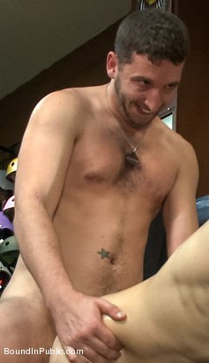 Tony Hunter BDSM - Athletic