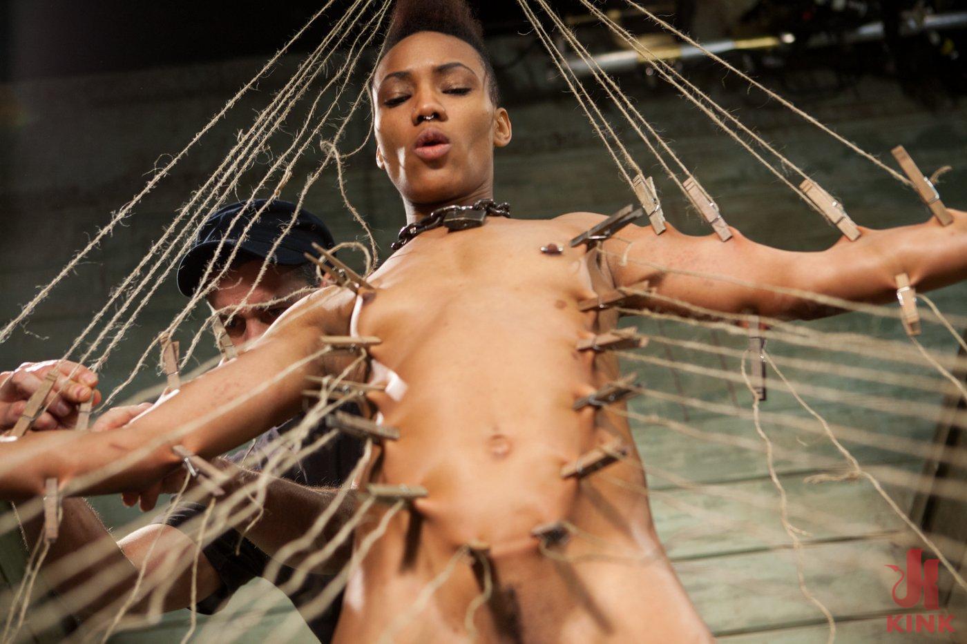 Photo number 4 from The Training of Nikki Darling, Day Four shot for The Training Of O on Kink.com. Featuring Nikki Darling and Rob Blu in hardcore BDSM & Fetish porn.