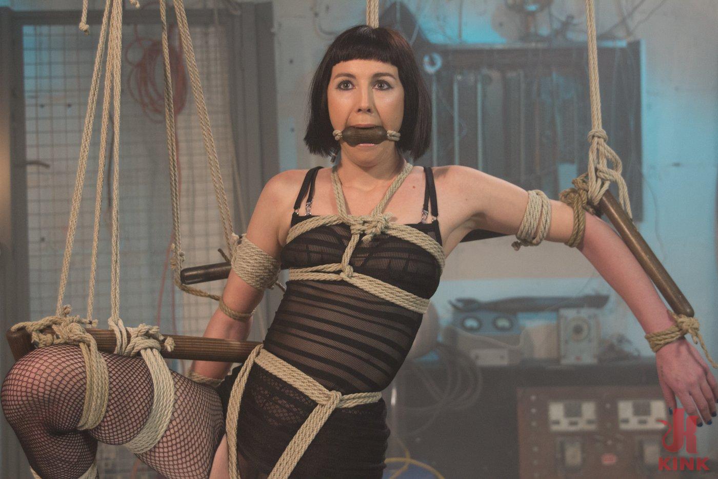 Photo number 14 from Lesbian Programming shot for Whipped Ass on Kink.com. Featuring Lorelei Lee and Coral Aorta in hardcore BDSM & Fetish porn.