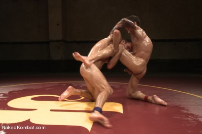 Photo number 8 from Cameron "The Kin-Killer-Cade" vs Vance "The Vice" Crawford - Oil Match shot for Naked Kombat on Kink.com. Featuring Cameron Kincade and Vance Crawford in hardcore BDSM & Fetish porn.