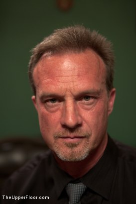 Steven O'Master BDSM - Brunet