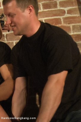 Mr. Henderson BDSM - Athletic