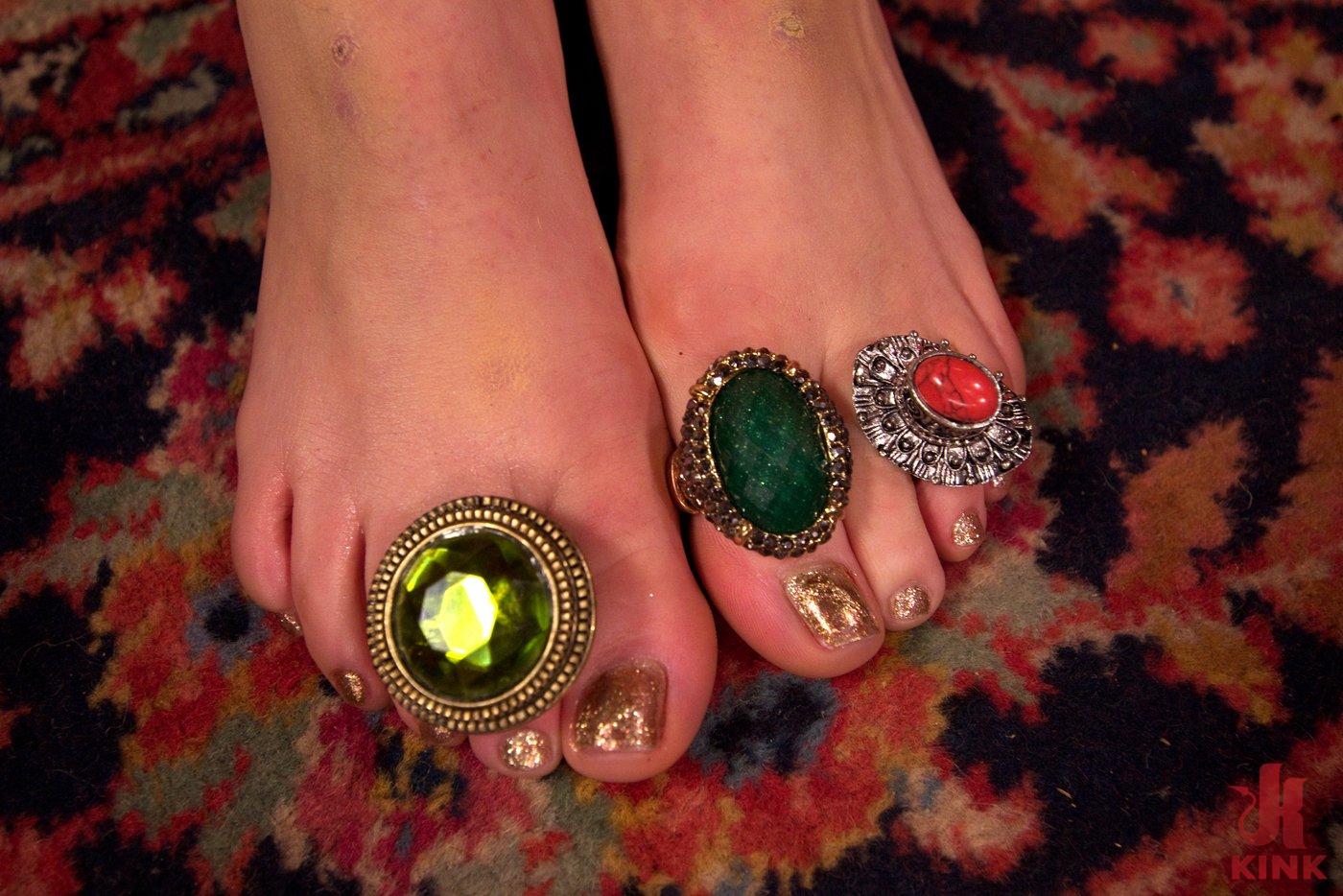 Photo number 1 from Fortune Teller Foot Fuck shot for Foot Worship on Kink.com. Featuring Ella Nova and Mona Wales in hardcore BDSM & Fetish porn.