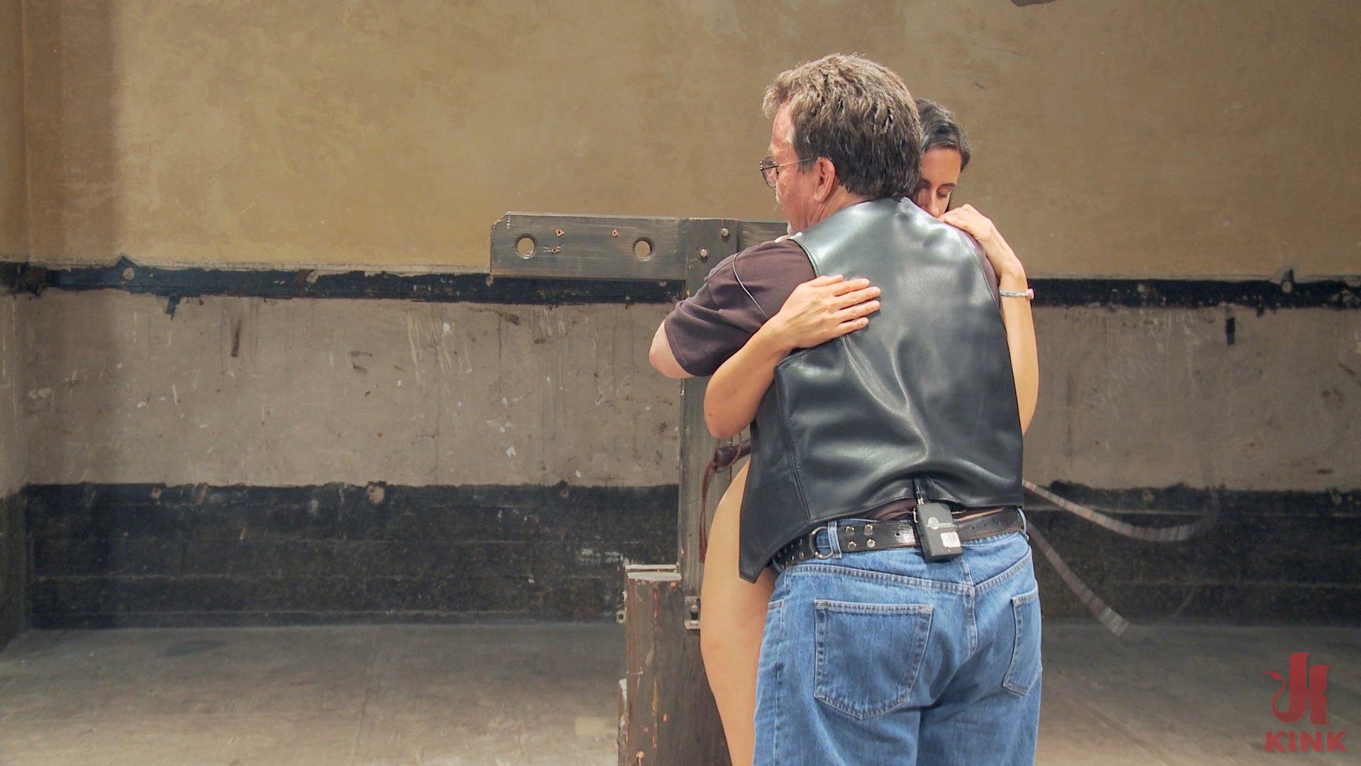 Photo number 16 from Singletailing 101 (East Coast Swing) shot for Kink University on Kink.com. Featuring Penny Barber and Guy Bennett in hardcore BDSM & Fetish porn.