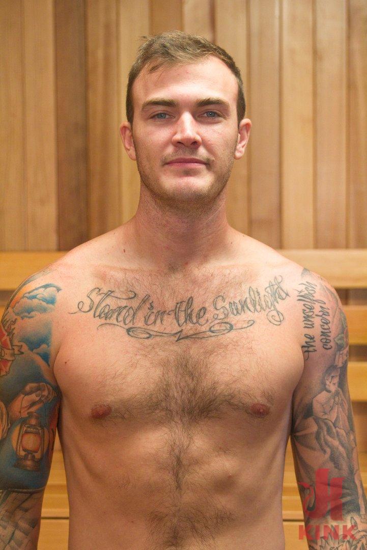 Photo number 0 from Sweaty Legs and Unpolished Toes shot for Foot Worship on Kink.com. Featuring Christian Wilde and Emma Haize in hardcore BDSM & Fetish porn.