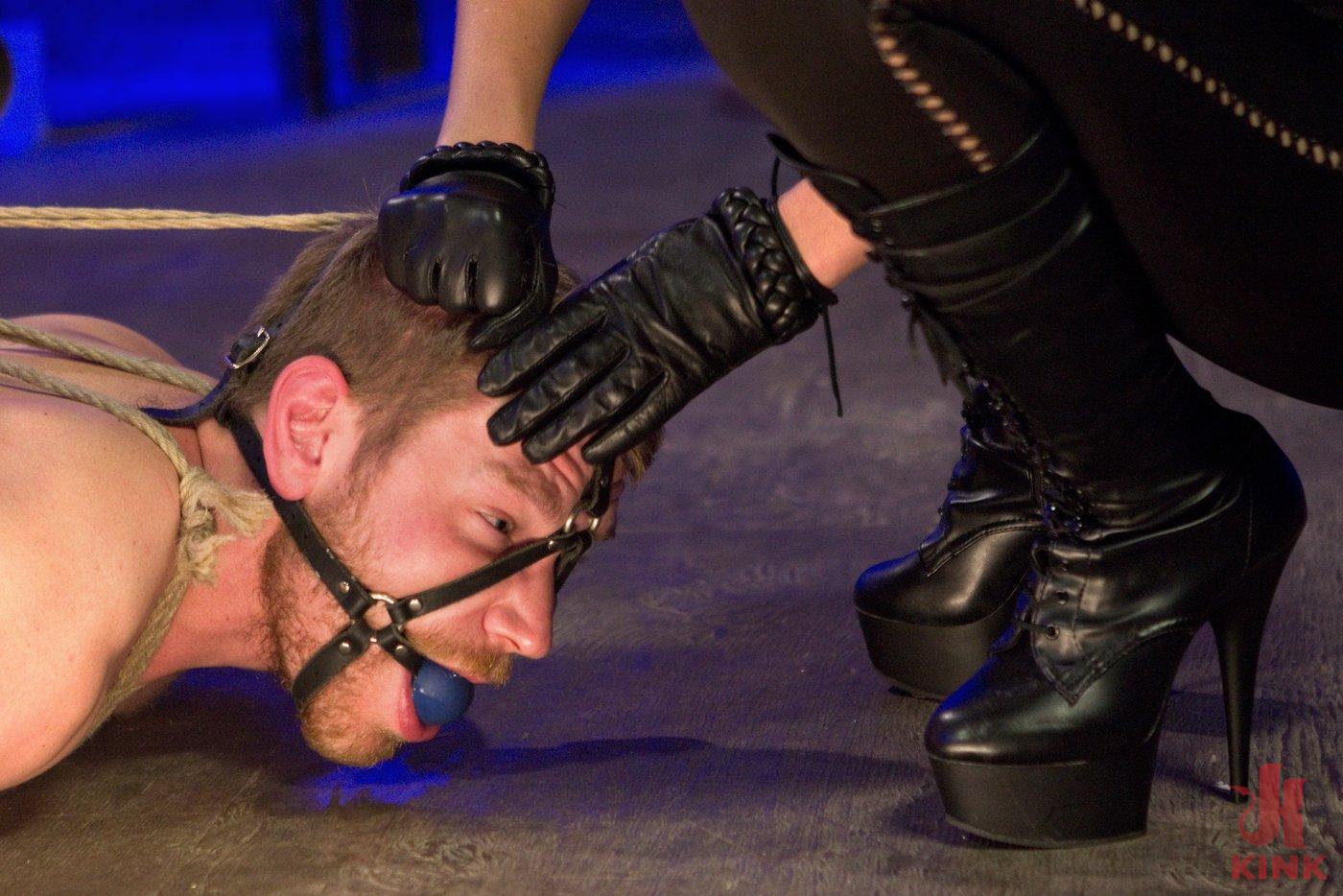 Photo number 2 from Going Deep shot for Divine Bitches on Kink.com. Featuring Mona Wales and Alex Adams in hardcore BDSM & Fetish porn.