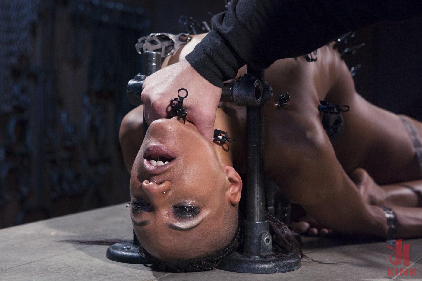 Photo number 14 from Keep Begging! shot for Device Bondage on Kink.com. Featuring Orlando and Nikki Darling in hardcore BDSM & Fetish porn.