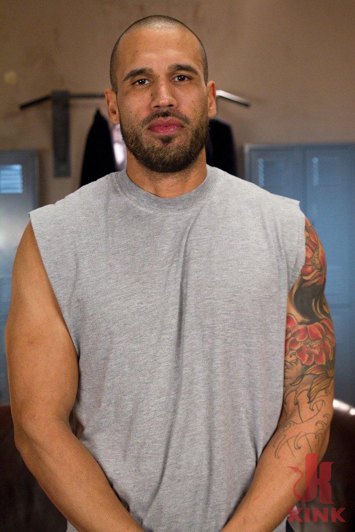 Photo number 3 from Five Sweaty Athletes Take Down Gorgeous Big Booty Slut shot for Hardcore Gangbang on Kink.com. Featuring Claire Robbins, John Strong, Owen Gray, Astral Dust, Gage Sin and Karlo Karrera in hardcore BDSM & Fetish porn.