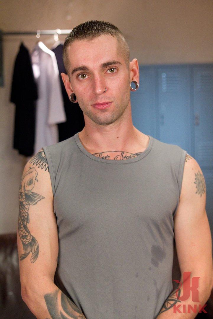 Photo number 4 from Five Sweaty Athletes Take Down Gorgeous Big Booty Slut shot for Hardcore Gangbang on Kink.com. Featuring Claire Robbins, John Strong, Owen Gray, Astral Dust, Gage Sin and Karlo Karrera in hardcore BDSM & Fetish porn.