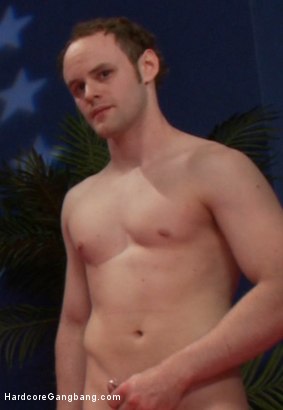 Steven Hill BDSM - Athletic