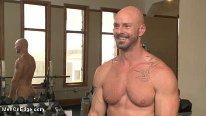 Photo number 14 from Pervy handyman has his way with a hot muscle god at the gym shot for Men On Edge on Kink.com. Featuring Mitch Vaughn in hardcore BDSM & Fetish porn.