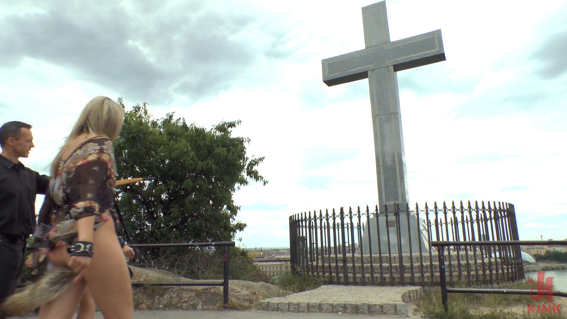 Photo number 5 from Three Dicks, Two Lesbians and One Anal Fisting shot for Public Disgrace on Kink.com. Featuring Isabella Clark, Steve Holmes, Chad Rockwell, Frank Gun and Mandy in hardcore BDSM & Fetish porn.