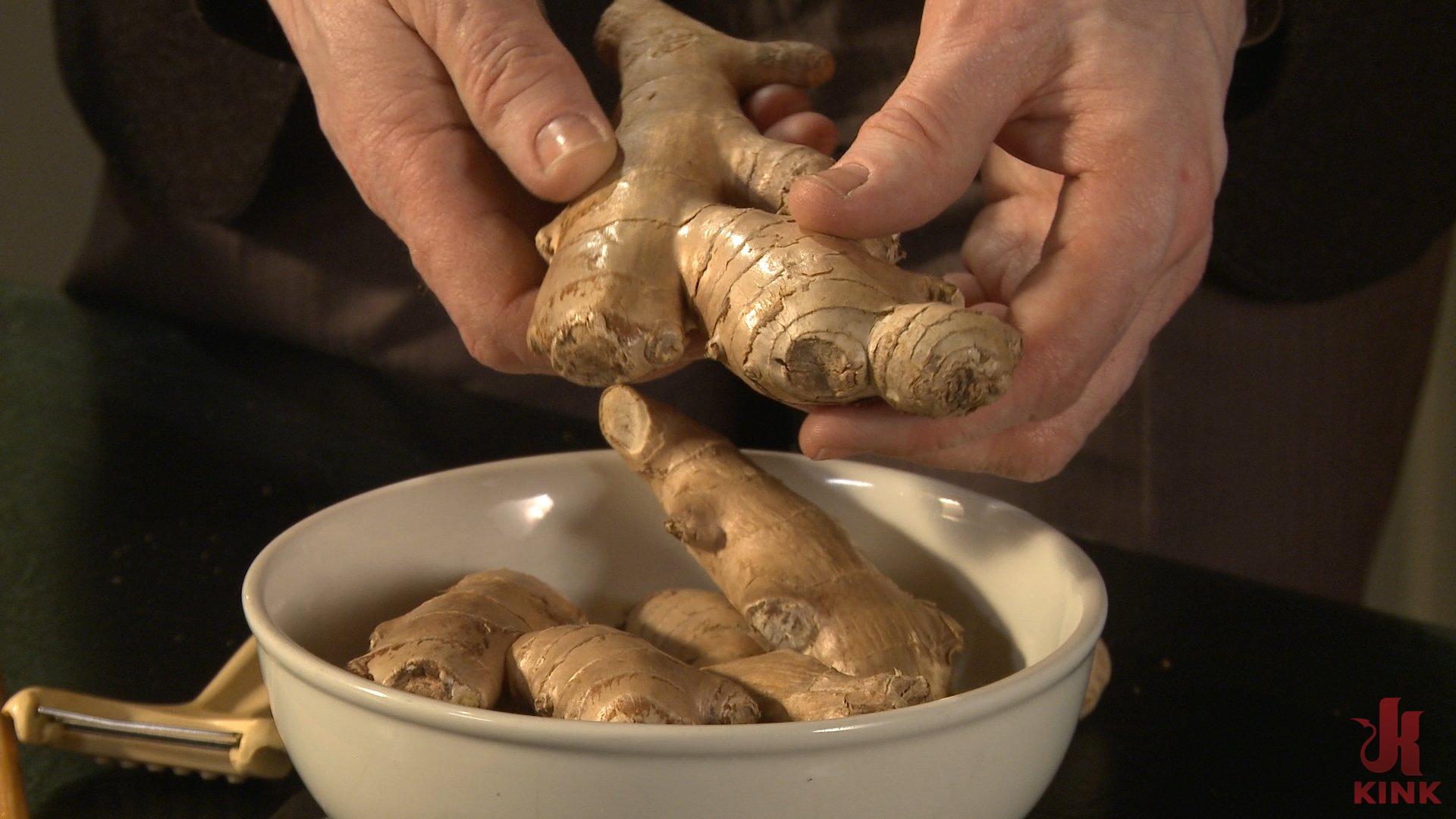 Photo number 1 from Figging: Fucking with Ginger shot for Kink University on Kink.com. Featuring Danarama and Dee Williams in hardcore BDSM & Fetish porn.