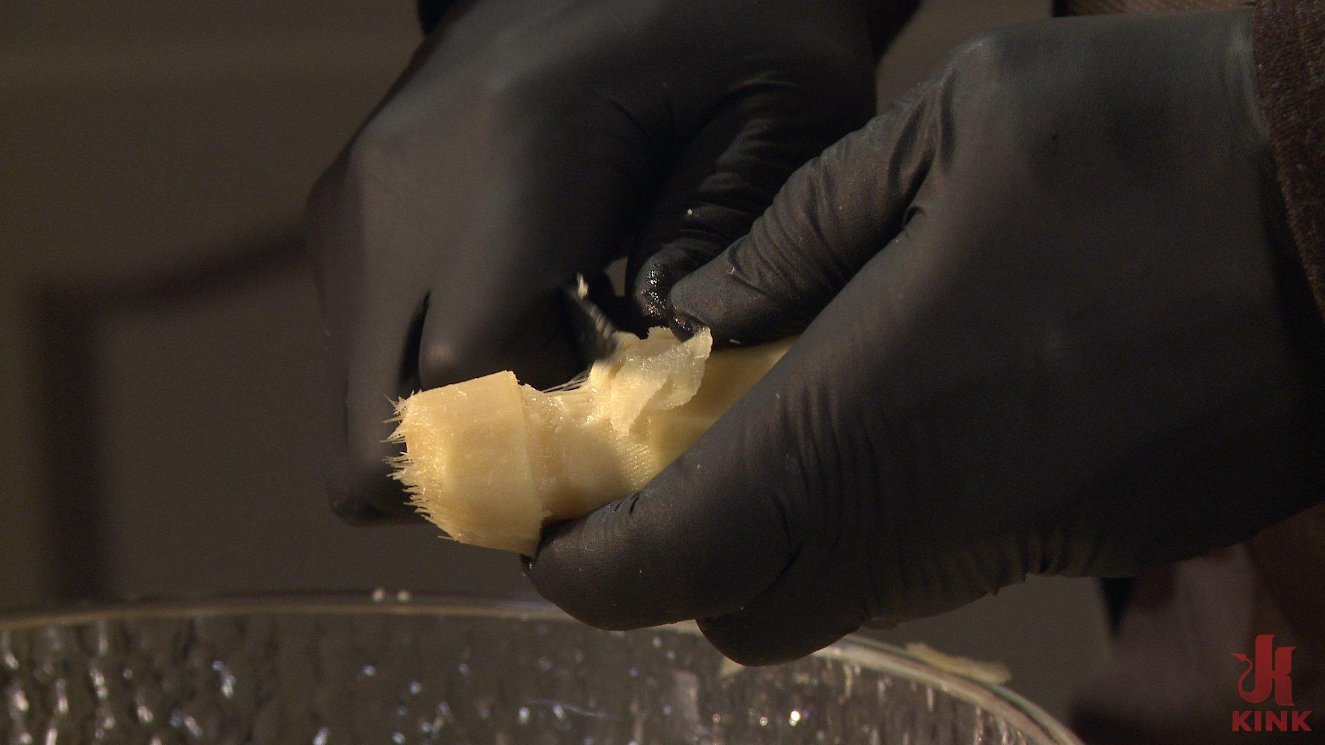 Photo number 2 from Figging: Fucking with Ginger shot for Kink University on Kink.com. Featuring Danarama and Dee Williams in hardcore BDSM & Fetish porn.