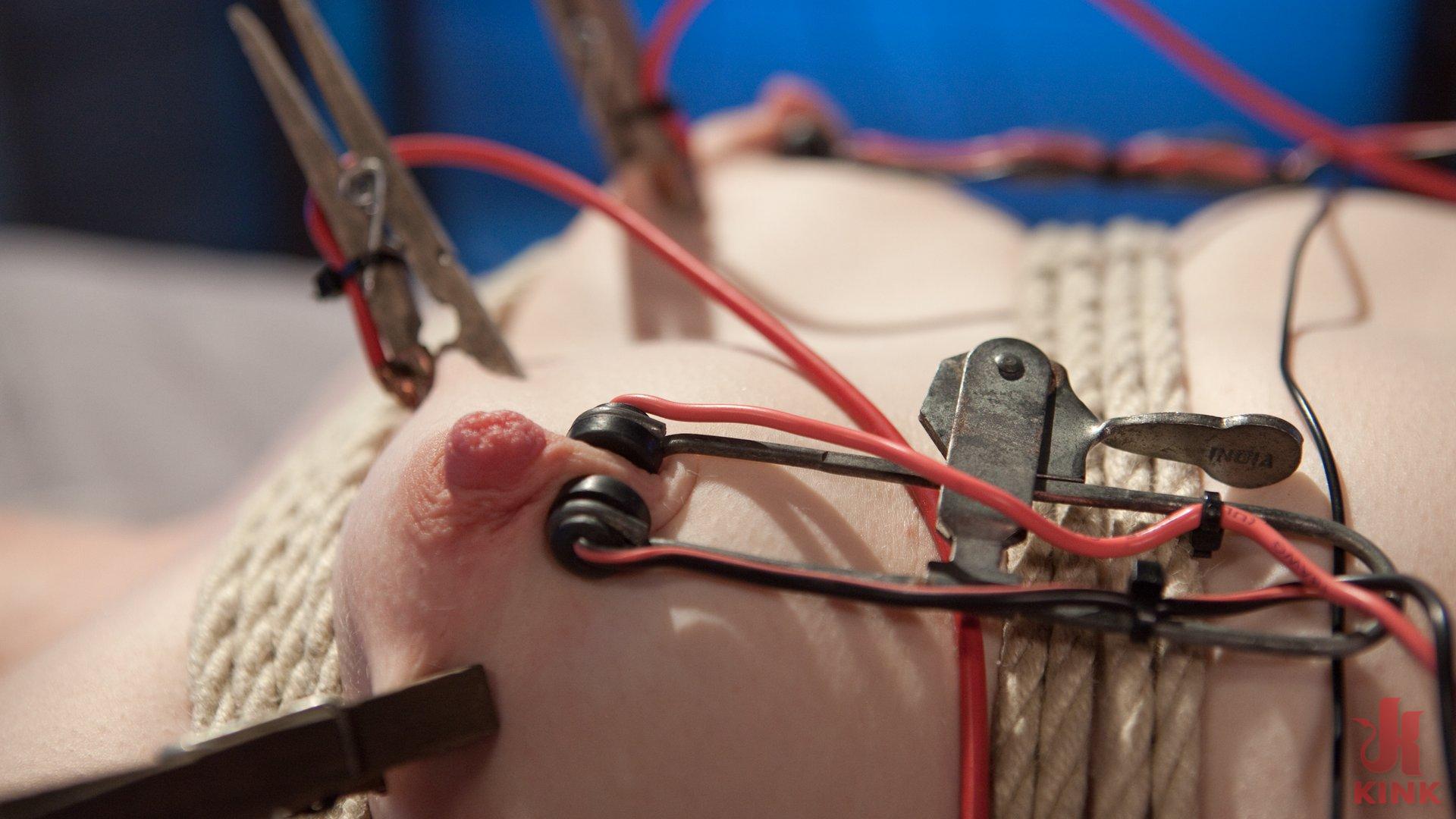 Photo number 10 from The Electroslut Next Door shot for Electrosluts on Kink.com. Featuring Dresden and Daisy Ducati in hardcore BDSM & Fetish porn.