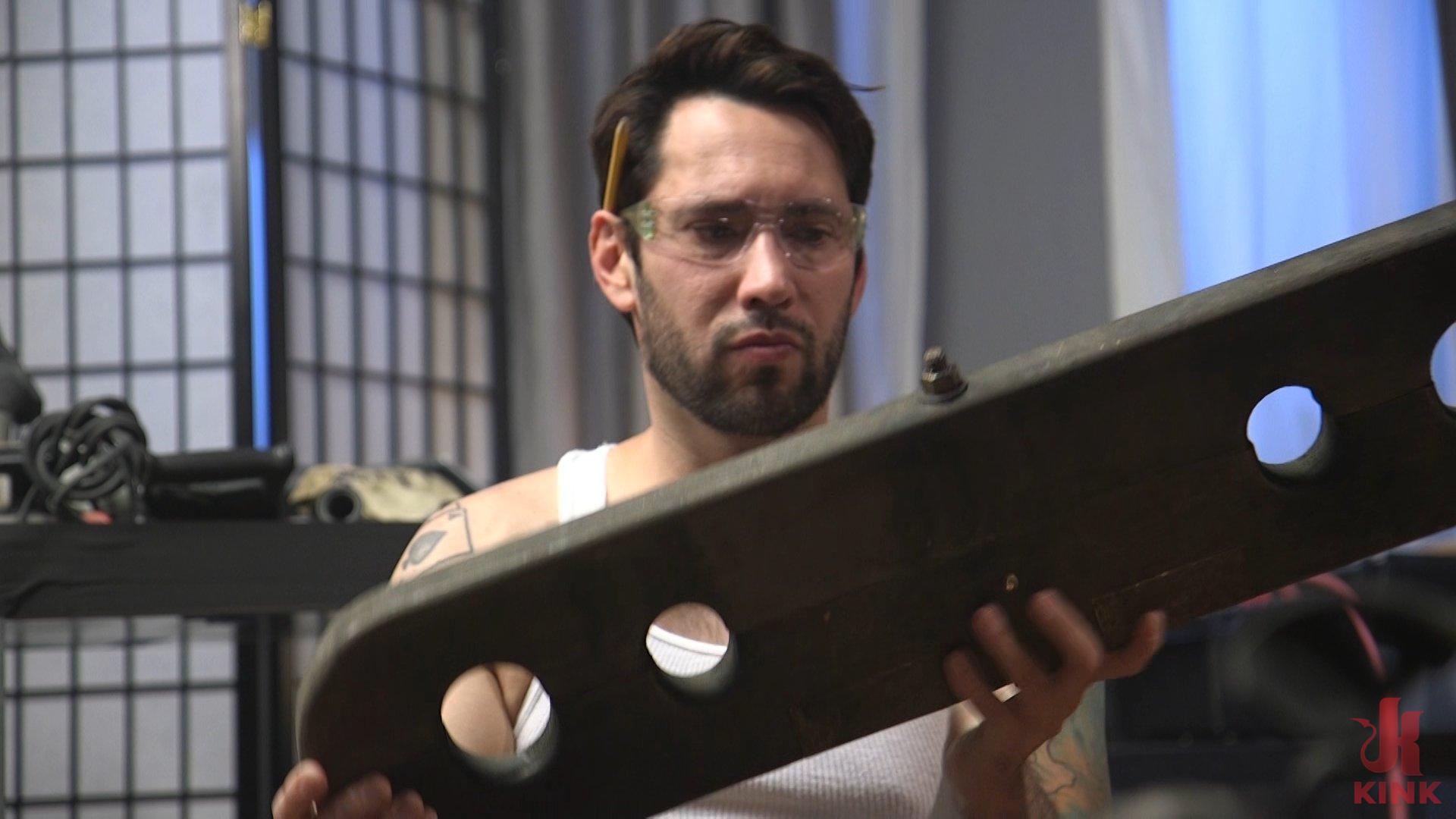 Photo number 3 from Air BnD Nightmare! shot for Sex And Submission on Kink.com. Featuring Tommy Pistol and Jennifer White in hardcore BDSM & Fetish porn.