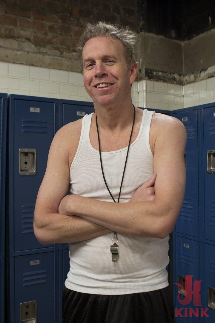 Photo number 0 from Grab My Pussy! shot for Hardcore Gangbang on Kink.com. Featuring Aspen Ora, Owen Gray, Small Hands, Gage Sin, Astral Dust and Mark Wood in hardcore BDSM & Fetish porn.