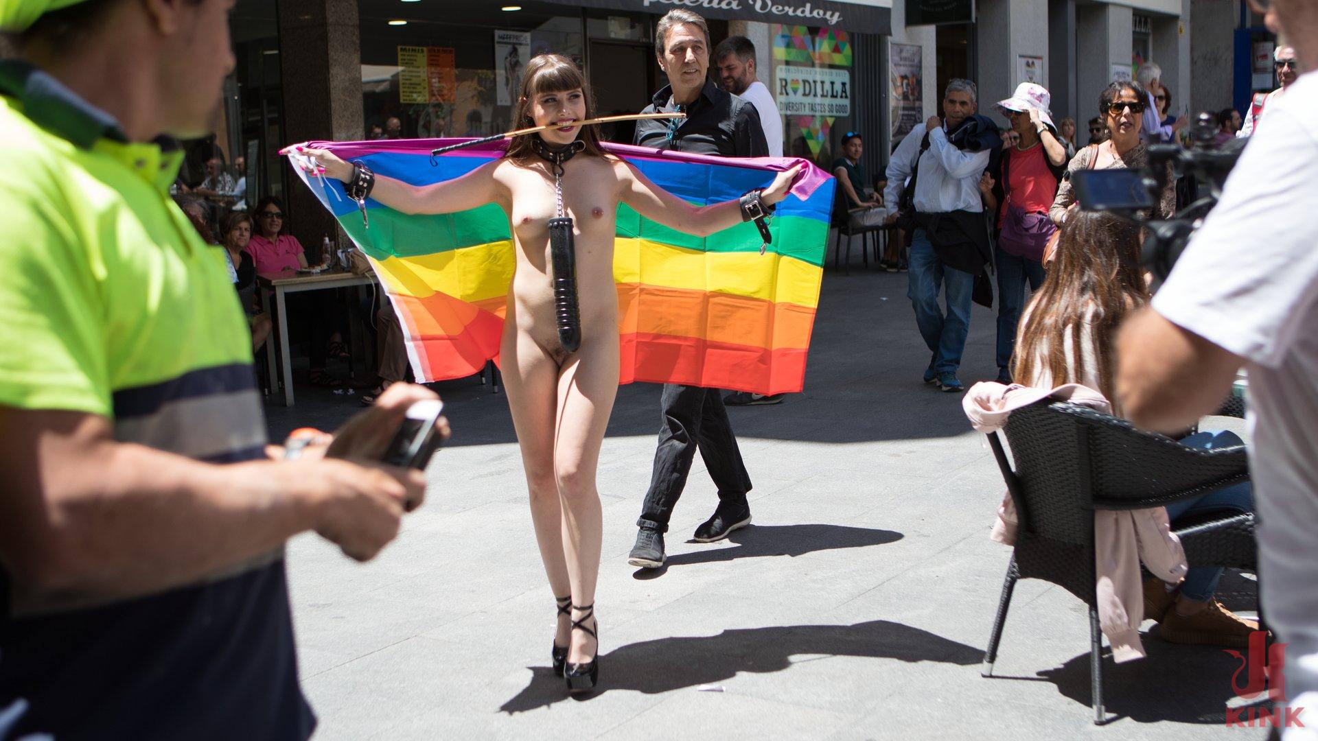 Photo number 2 from Petite Parisian Luna Rival Gets Wrapped in Rope and Fucked in Public shot for Public Disgrace on Kink.com. Featuring Steve Holmes and Luna Rival in hardcore BDSM & Fetish porn.