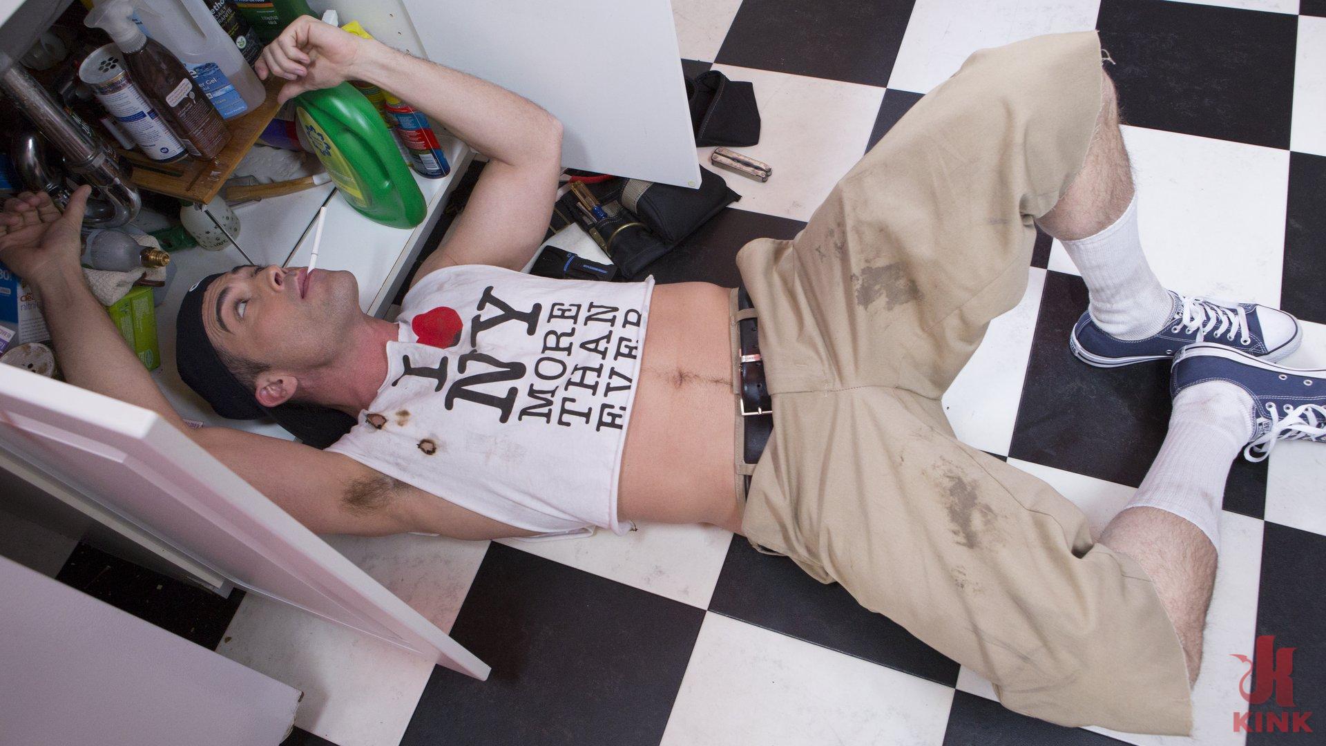 Photo number 0 from TS Hotty Sunshyne Monroe Drains Her Plumbers Throbbing Pipe shot for Kink Trans on Kink.com. Featuring Lance Hart and Sunshyne Monroe in hardcore BDSM & Fetish porn.