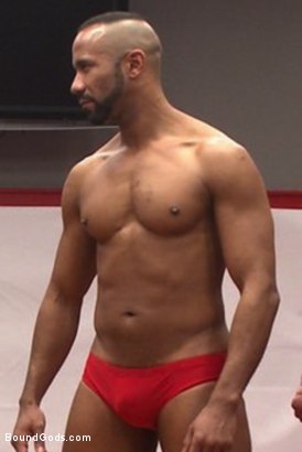 Troy Sparks BDSM - Athletic