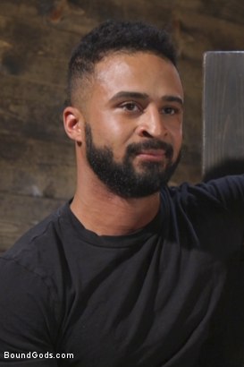 Damian Taylor BDSM - Athletic