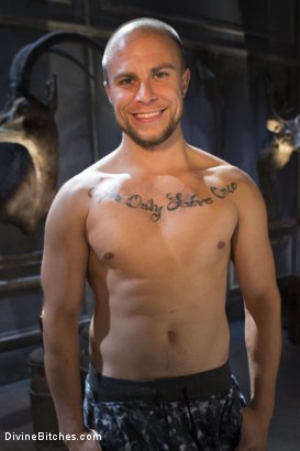 Shawn Fox BDSM - Brunet