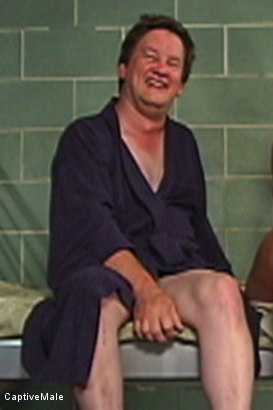 Riki Fixit BDSM - Brunet